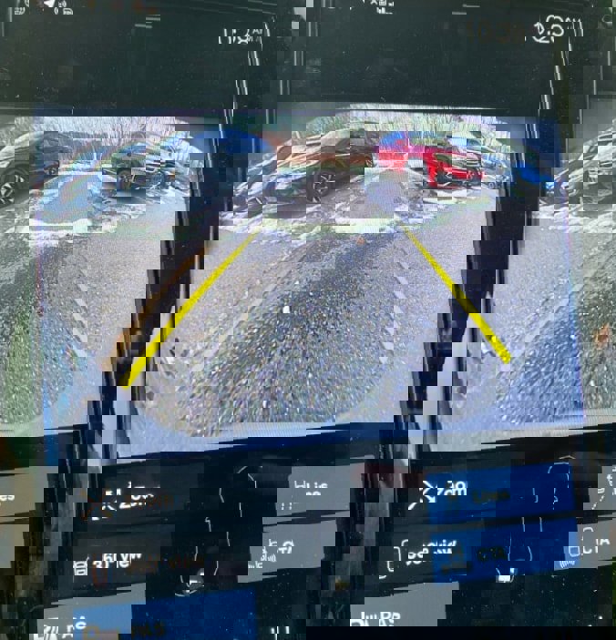 Used 2022 Volvo XC90 T6 Momentum image 17