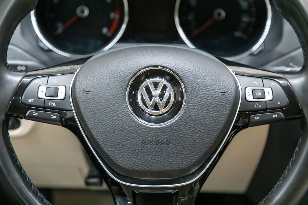 Used 2016 Volkswagen Jetta SE image 15