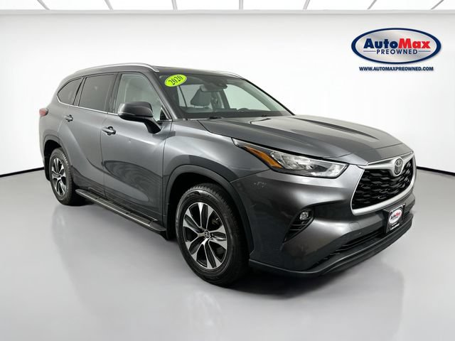 Used 2020 Toyota Highlander XLE