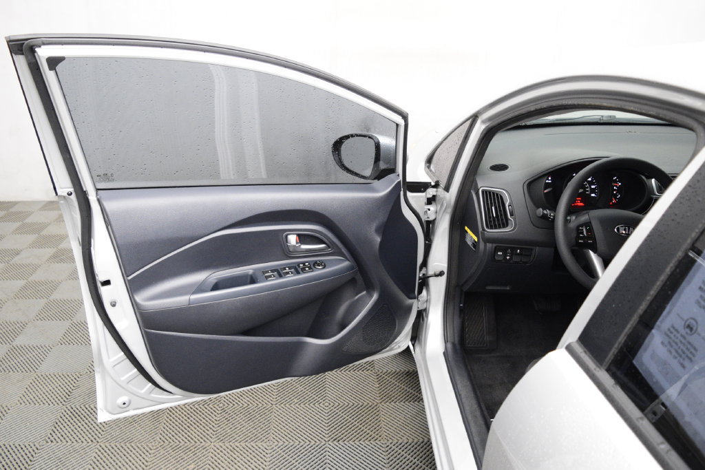 Used 2017 Kia Rio LX w/ Power Package FWD image 9