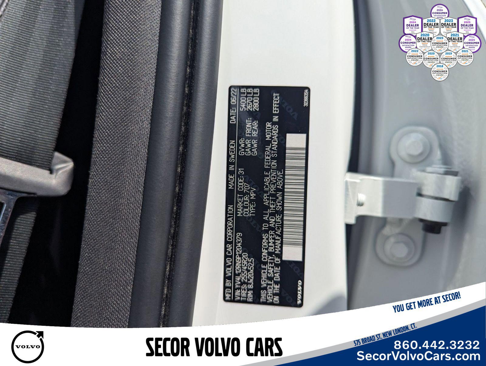 Certified 2023 Volvo XC60 B5 Plus w/ Climate Package AWD/4WD image 27