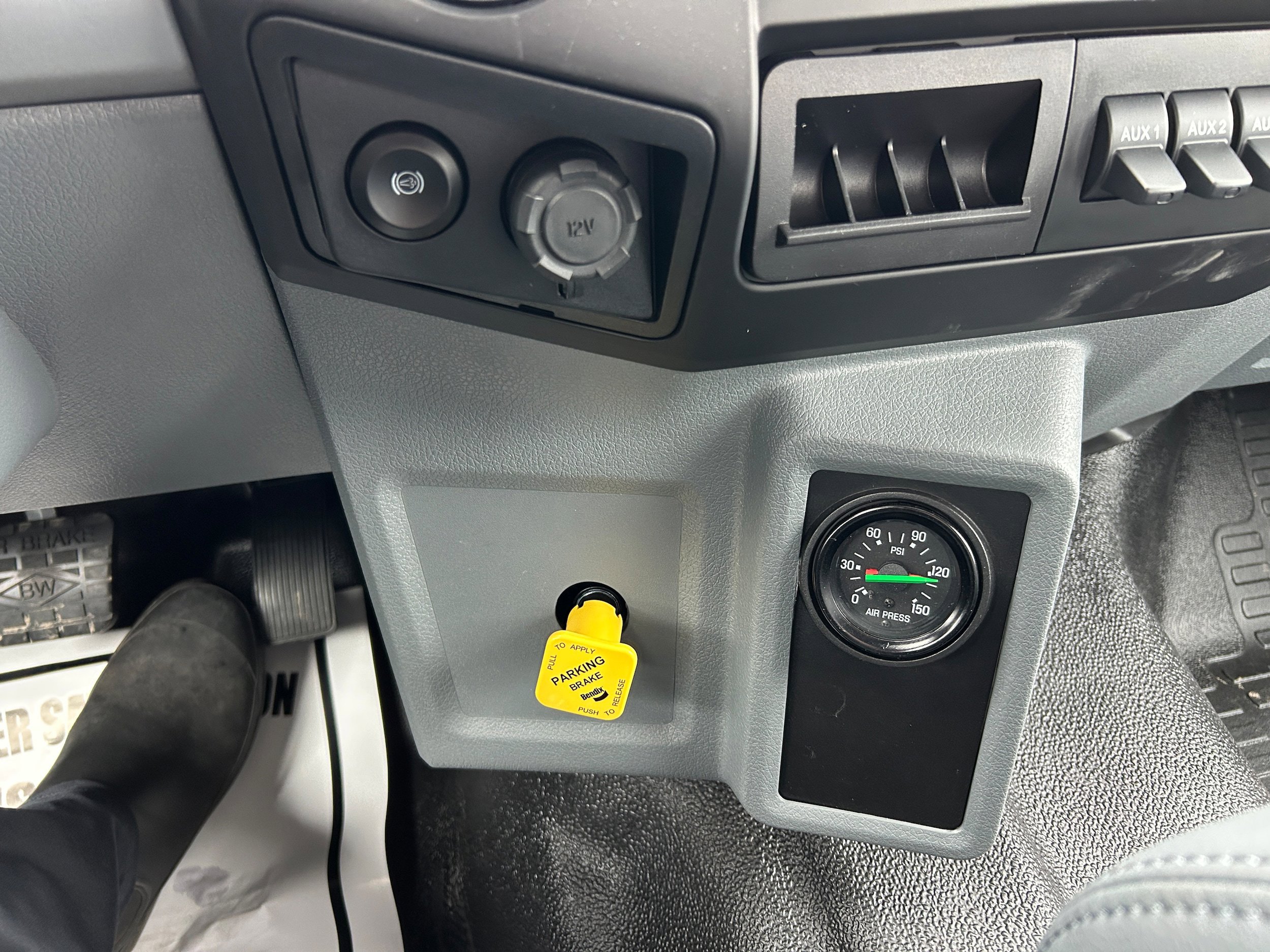 New 2025 Ford F650 2WD SuperCab Super Duty image 36