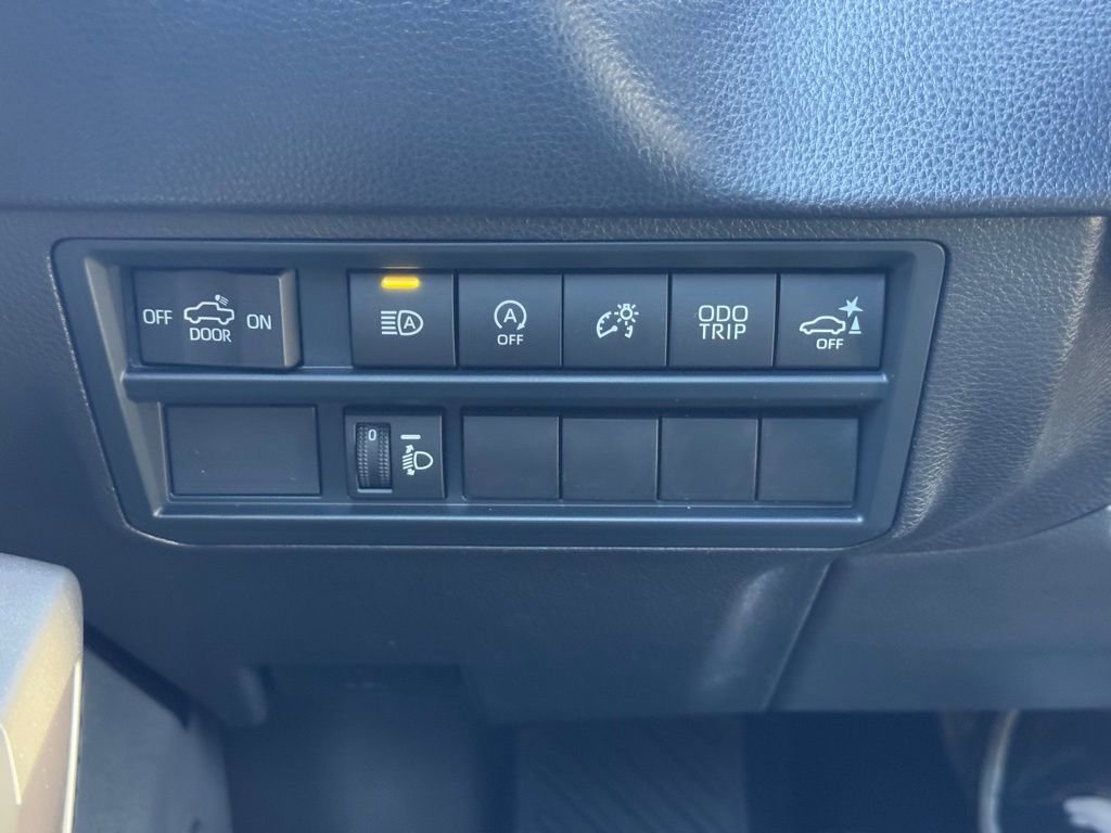 New 2025 Toyota Tundra SR5 image 18