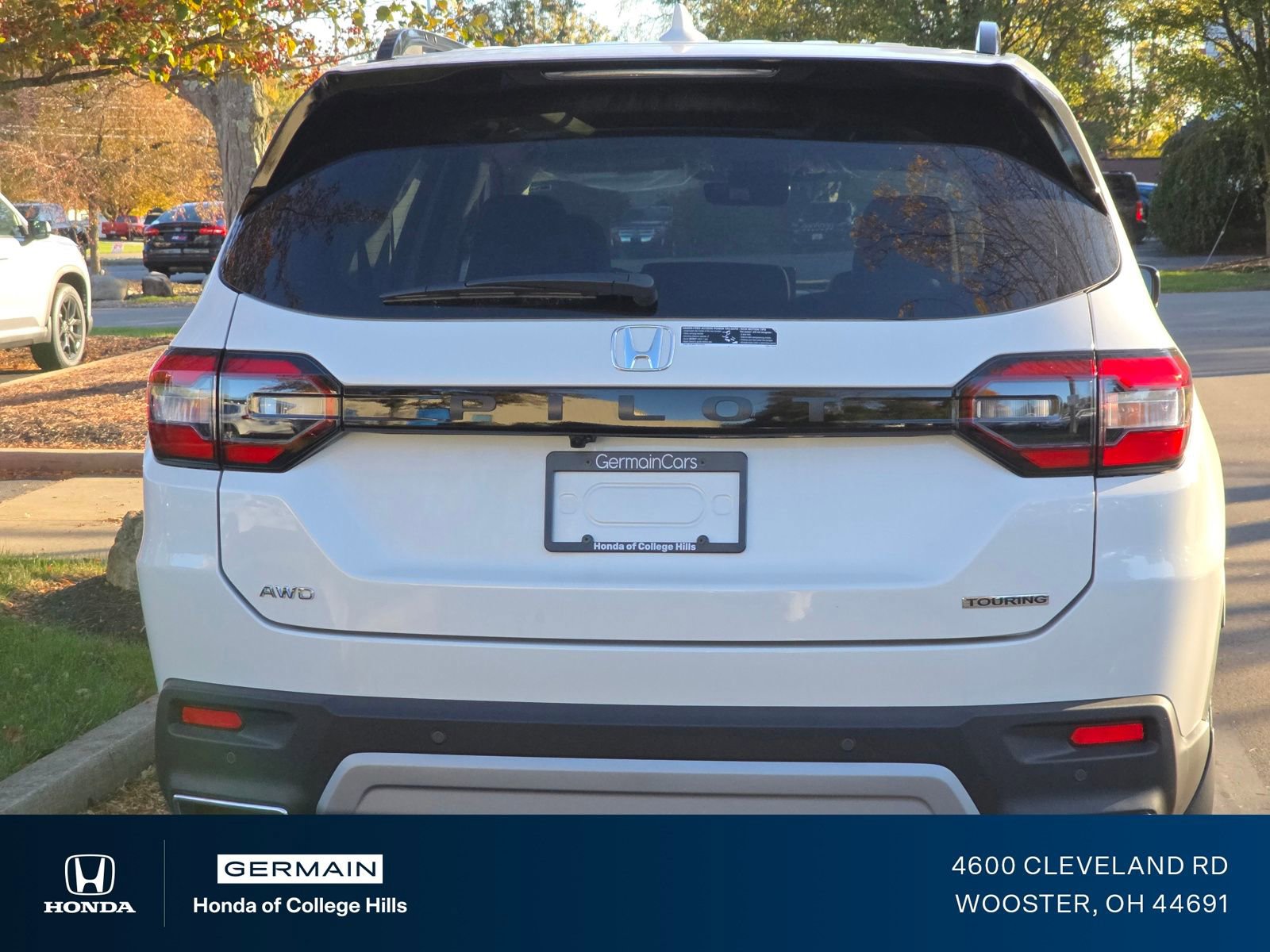 New 2025 Honda Pilot Touring image 24