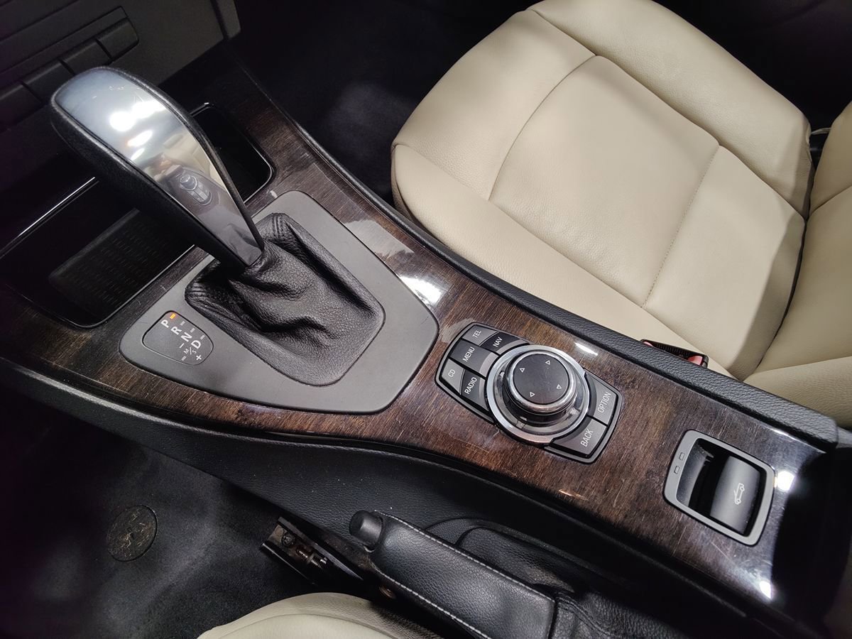 Used 2011 BMW 328i Convertible RWD image 29
