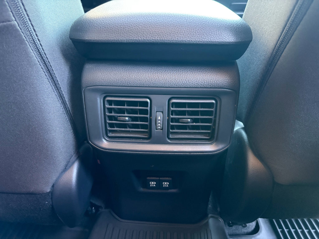 Used 2019 Toyota RAV4 XLE w/ Convenience Package image 29