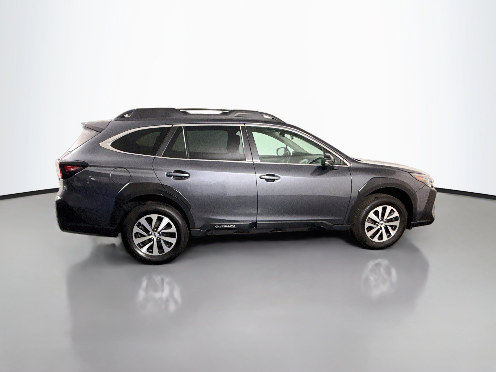 Used 2023 Subaru Outback Premium AWD/4WD image 11