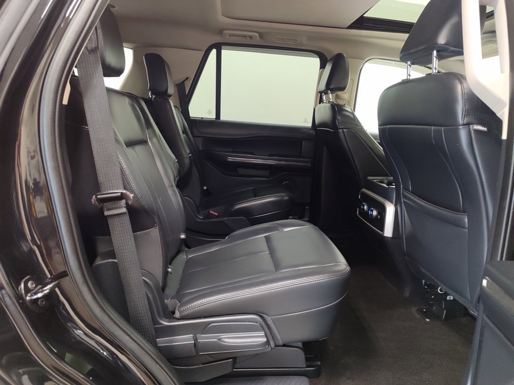 Used 2022 Ford Expedition XLT AWD/4WD image 21