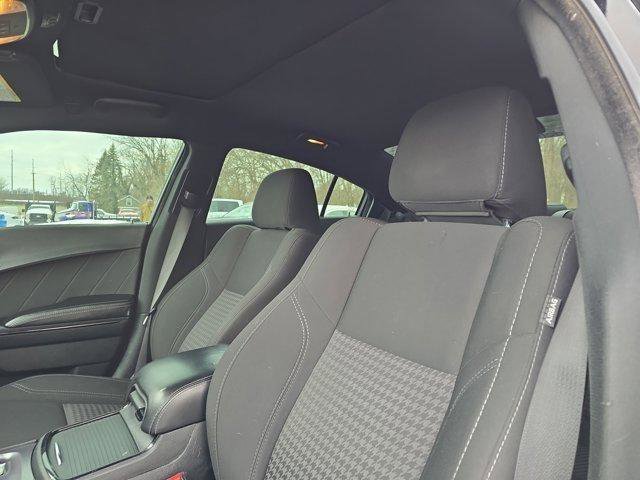 Used 2018 Dodge Charger GT w/ Driver Confidence Group AWD/4WD image 18