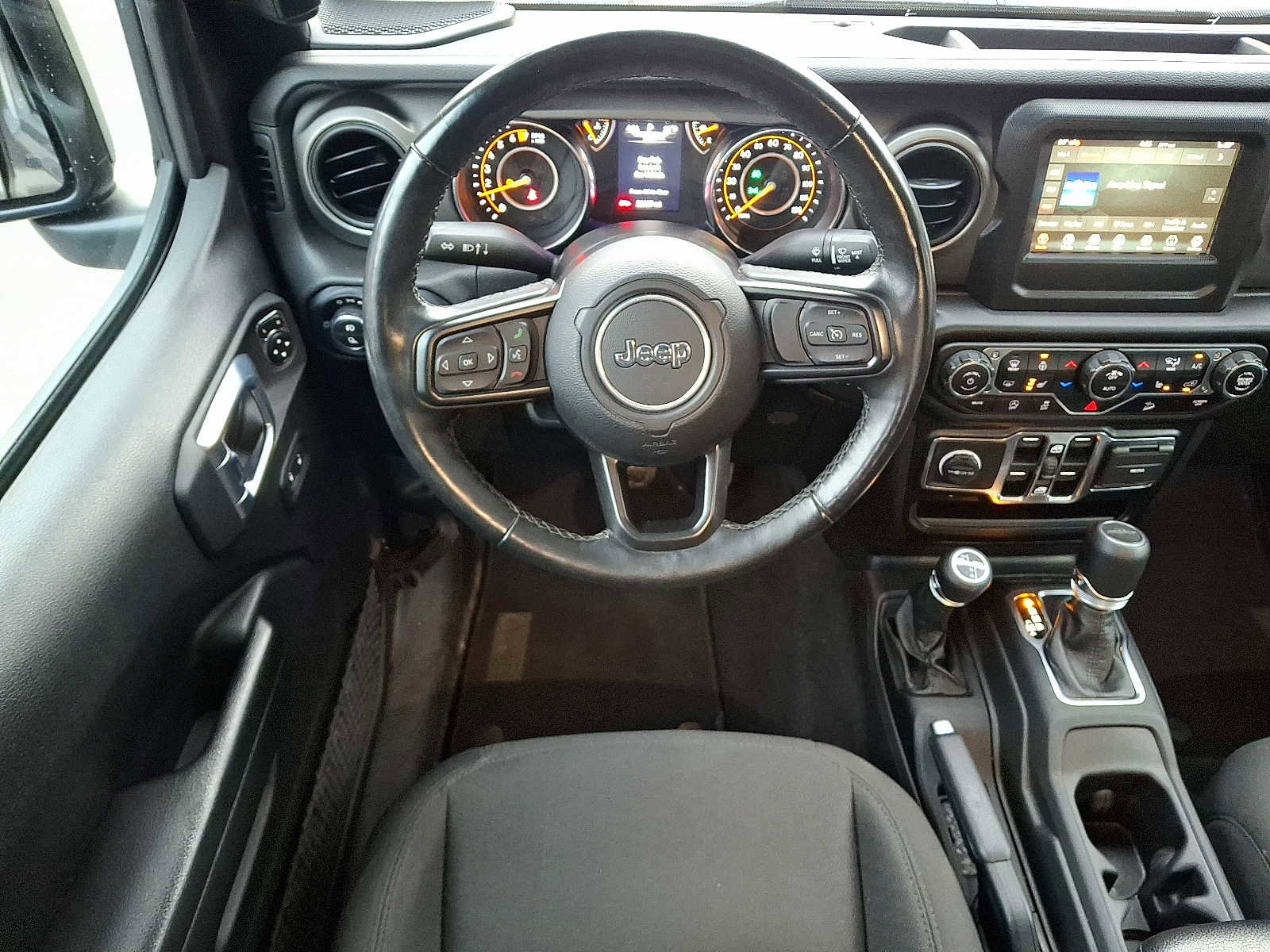 Used 2021 Jeep Gladiator Sport image 12