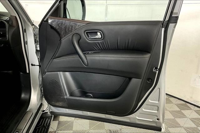 Used 2024 Nissan Armada Platinum w/ Captain's Chairs Package image 24
