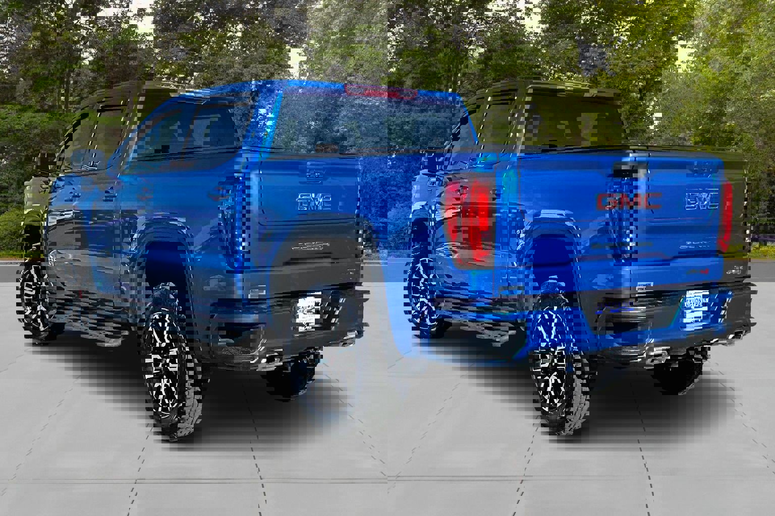 Used 2022 GMC Sierra 1500 AT4 image 4