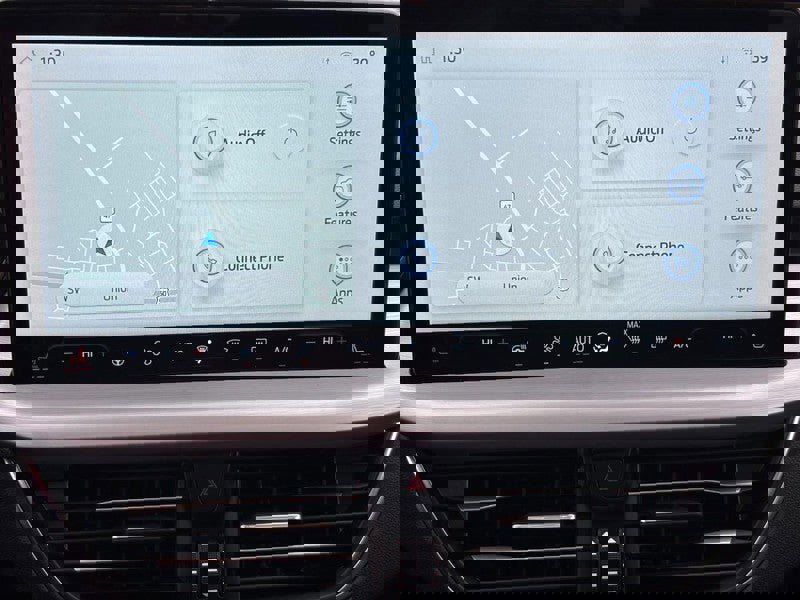 Used 2025 Ford Escape Platinum image 20