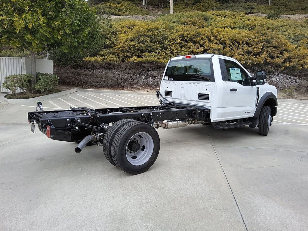 New 2025 Ford F550 2WD Regular Cab Super Duty image 18