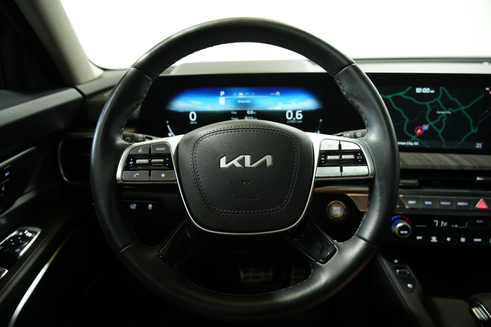 Used 2025 Kia Telluride SX AWD/4WD image 40