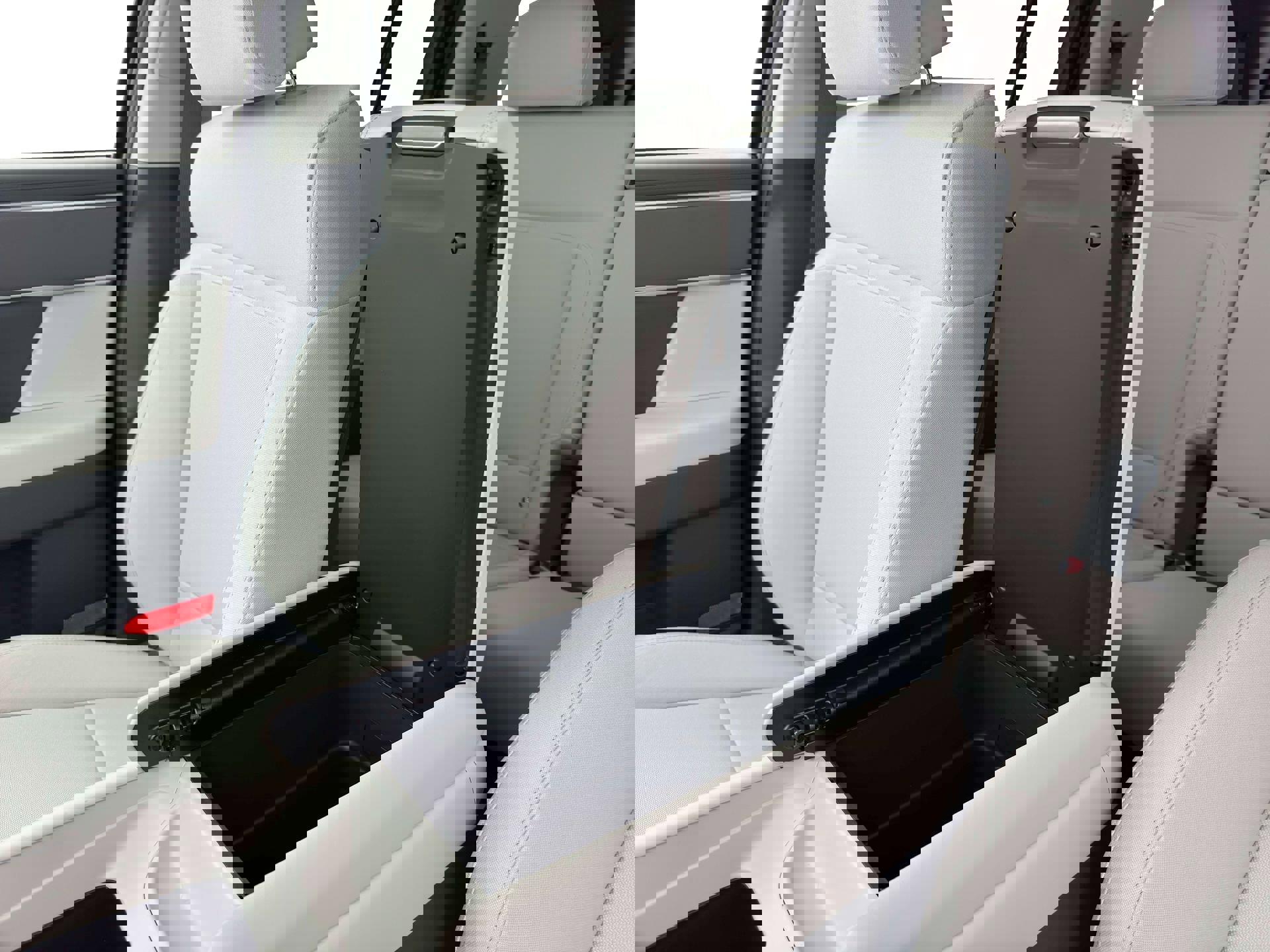 New 2026 Hyundai Santa Fe SE image 18