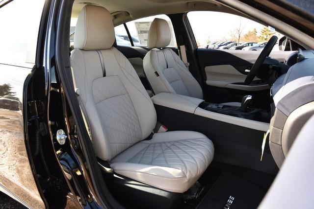 New 2026 Nissan Sentra SL image 25