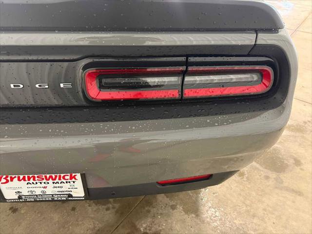 Certified 2018 Dodge Challenger R/T Plus image 18