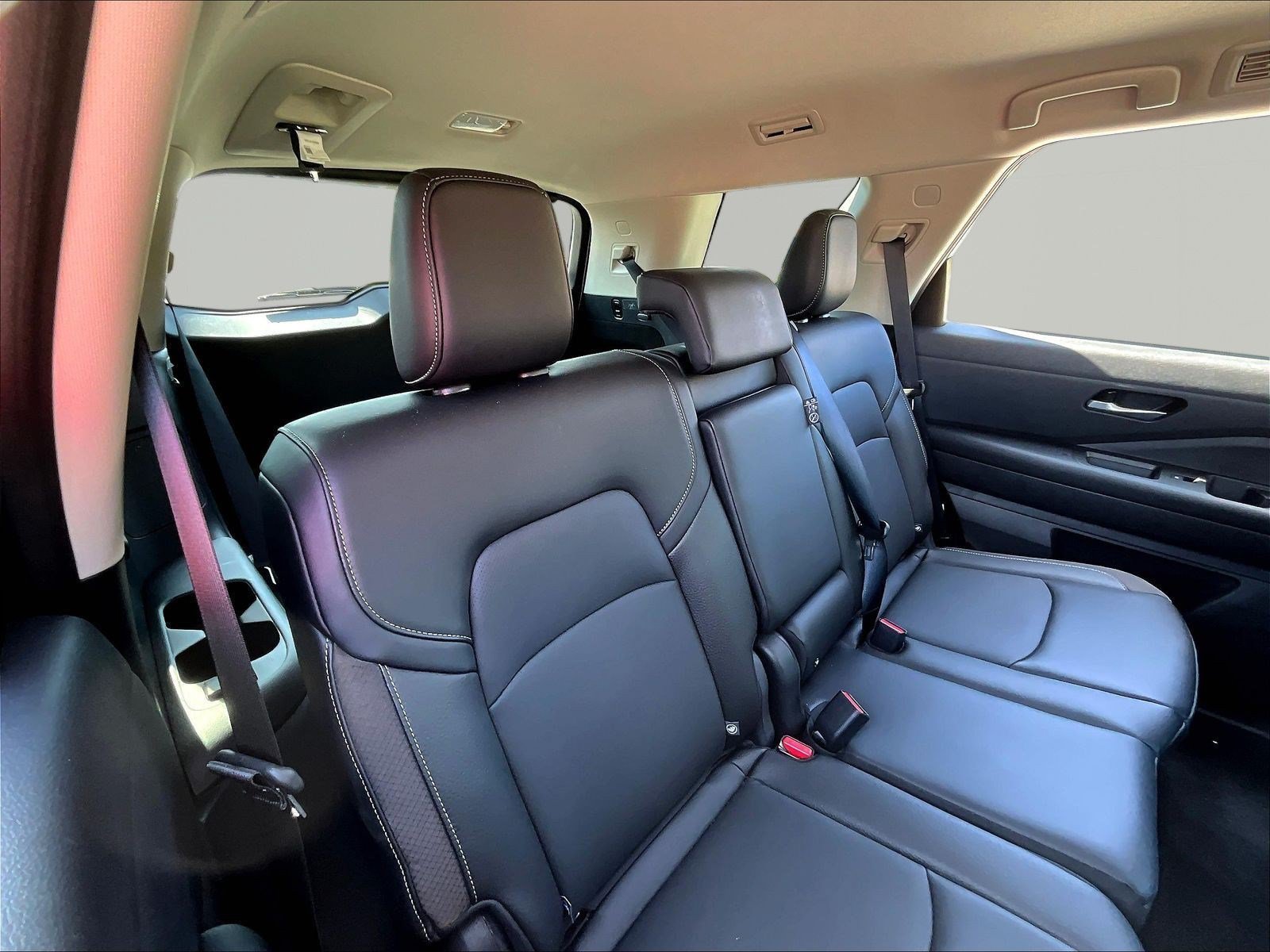 Certified 2026 Nissan Pathfinder SL AWD/4WD image 25