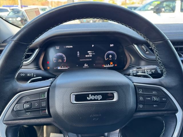 Used 2022 Jeep Grand Cherokee Limited AWD/4WD image 28