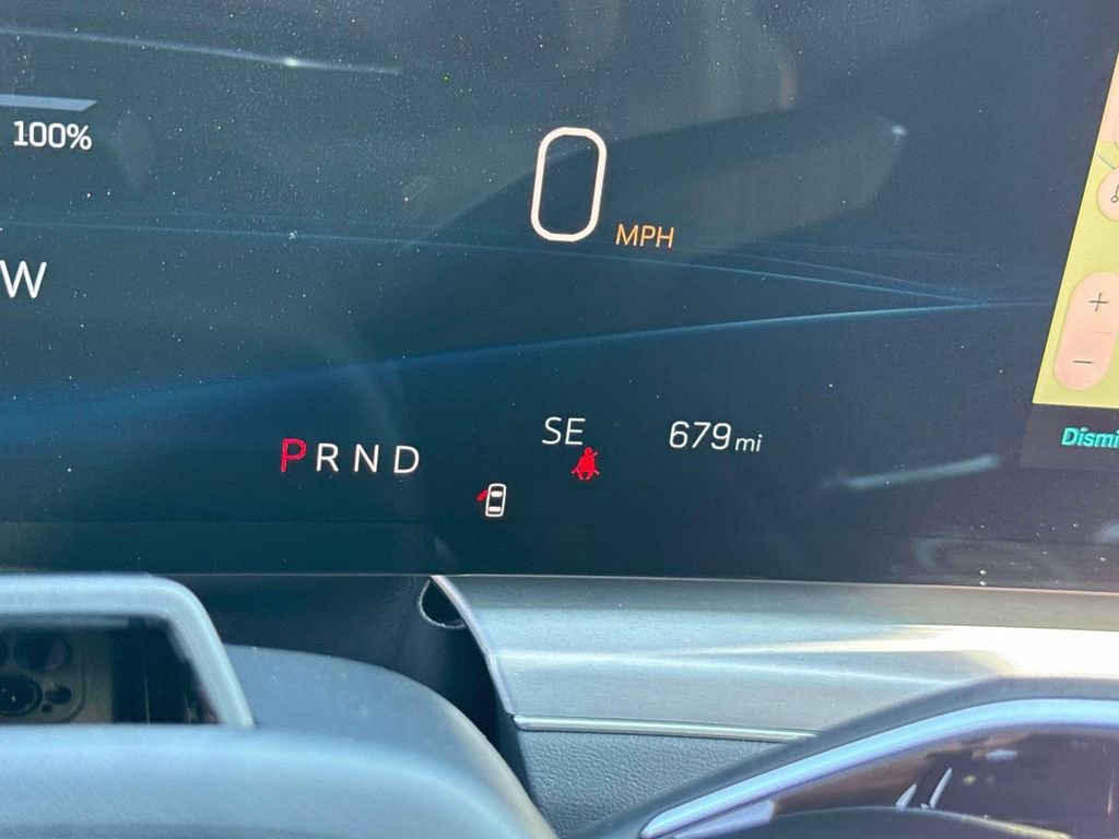 Certified 2025 Cadillac Lyriq Luxury image 40