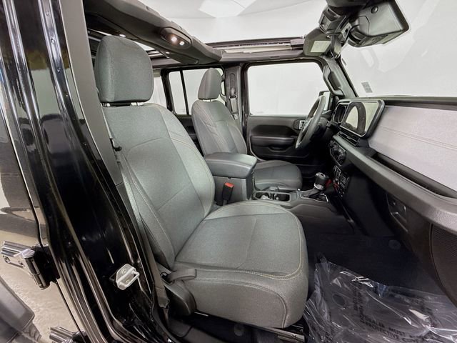 Used 2024 Jeep Wrangler Willys image 26