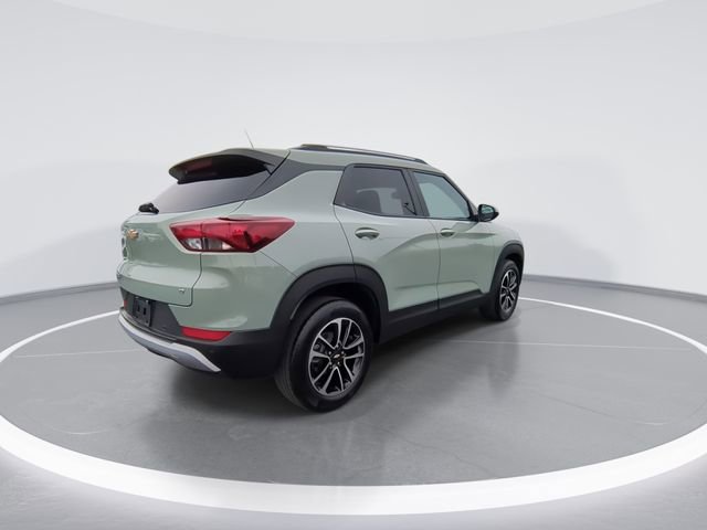 Used 2025 Chevrolet TrailBlazer LT w/ Convenience Package image 8