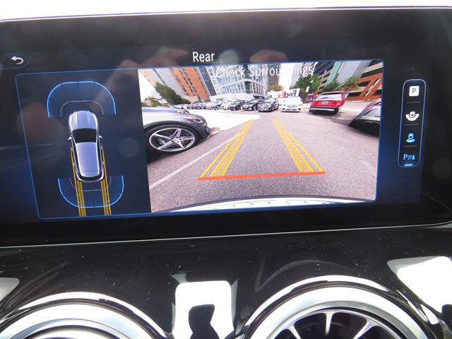 Used 2025 Mercedes-Benz GLA 250 4MATIC image 17