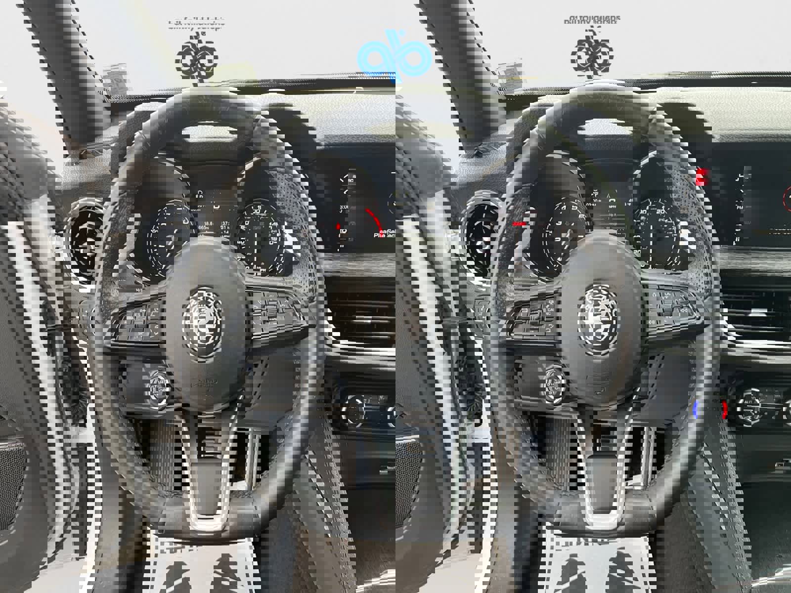 Used 2023 Alfa Romeo Stelvio Sprint AWD/4WD image 13