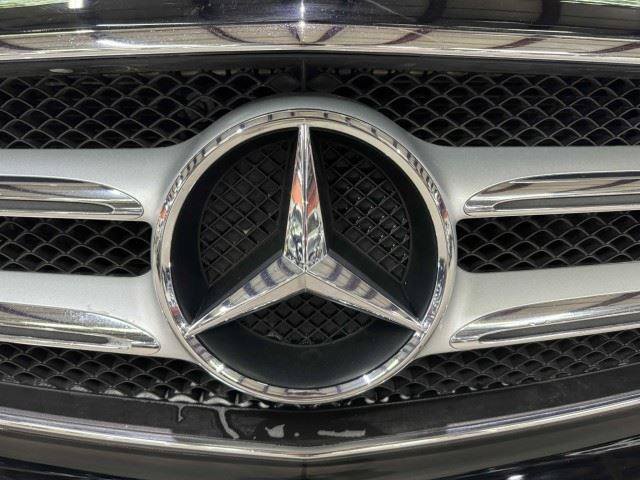 Used 2017 Mercedes-Benz E 400 4MATIC Wagon image 11