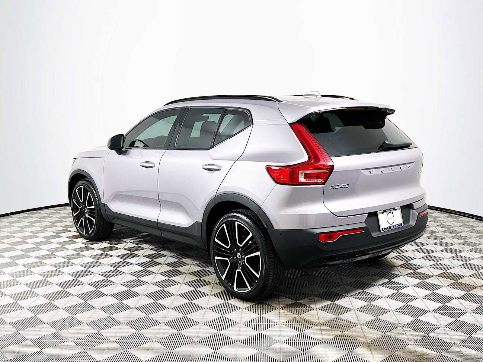 New 2026 Volvo XC40 B5 Ultra w/ Climate Package image 5