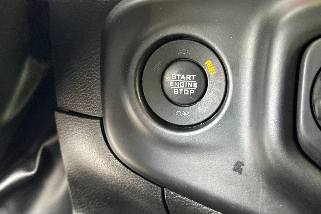 Used 2023 Jeep Gladiator Rubicon AWD/4WD image 22