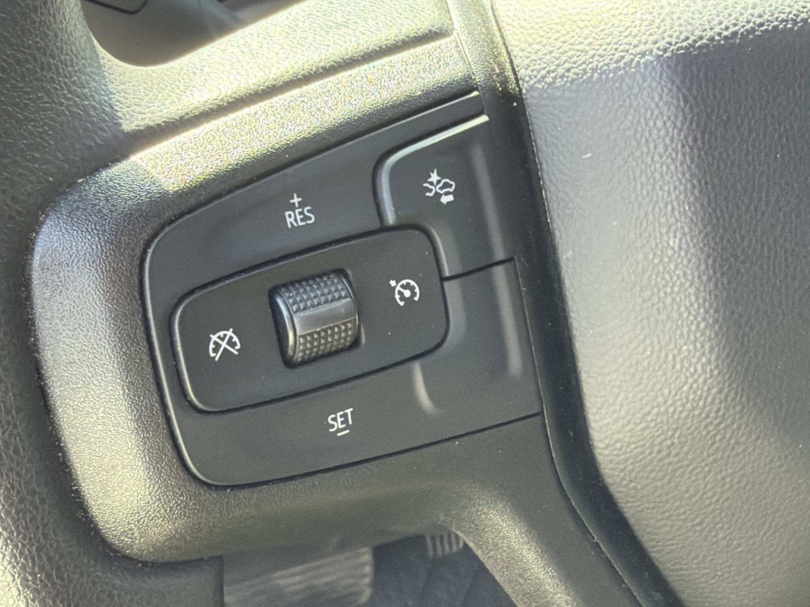 Certified 2026 Chevrolet Silverado 1500 Custom AWD/4WD image 16