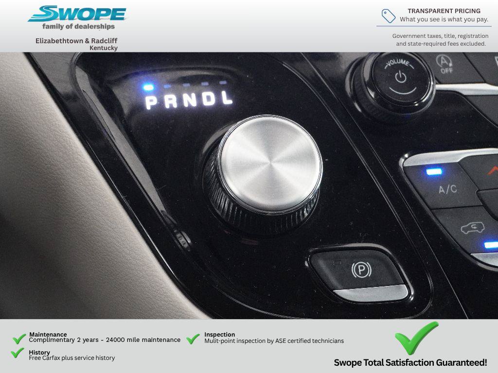 Used 2024 Chrysler Pacifica Touring-L FWD image 21