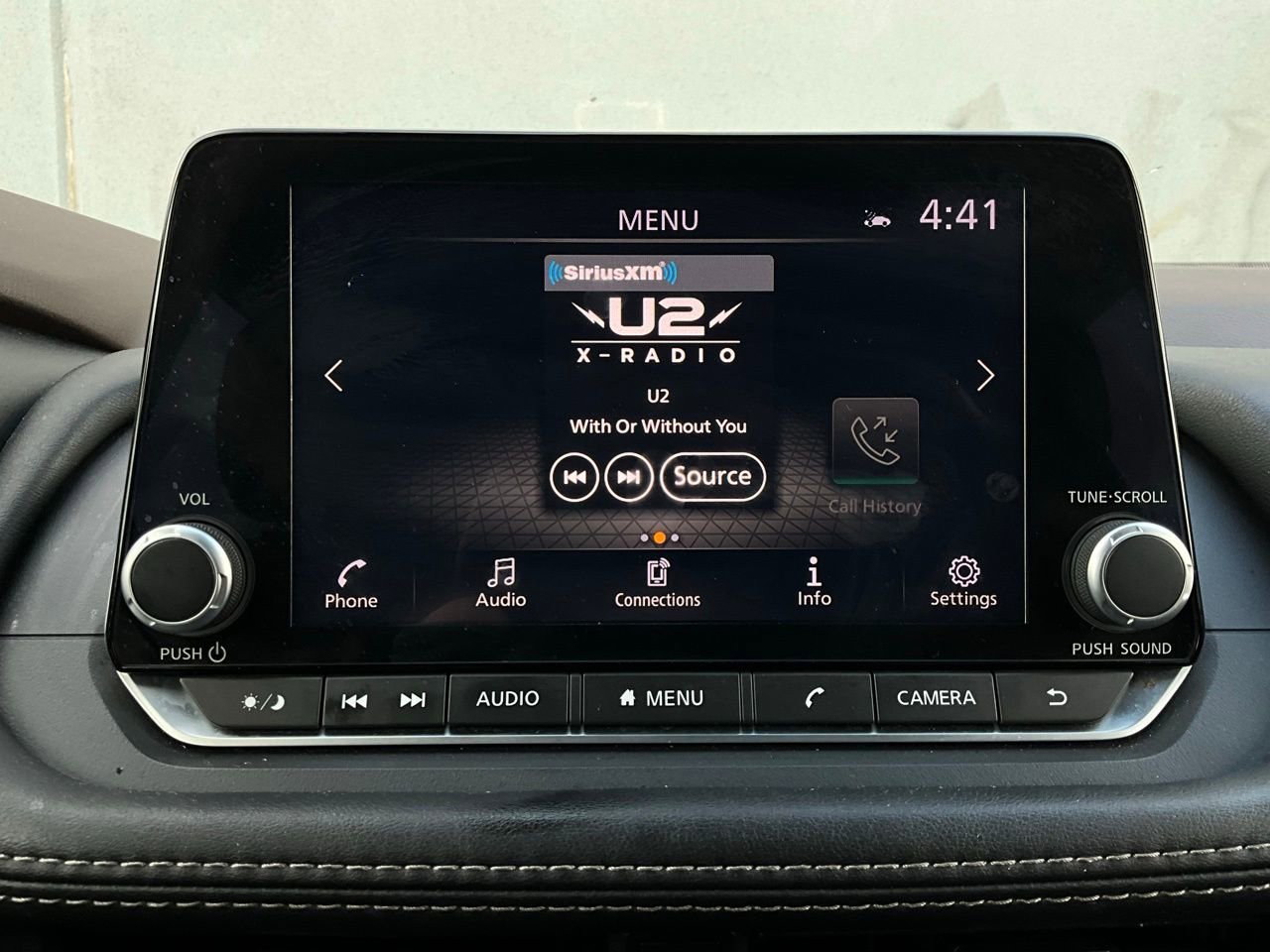 Used 2023 Nissan Rogue SV image 29