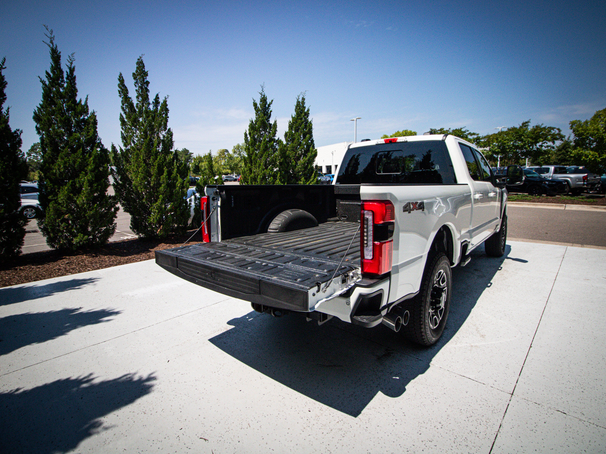 Used 2026 Ford F350 Platinum AWD/4WD image 32