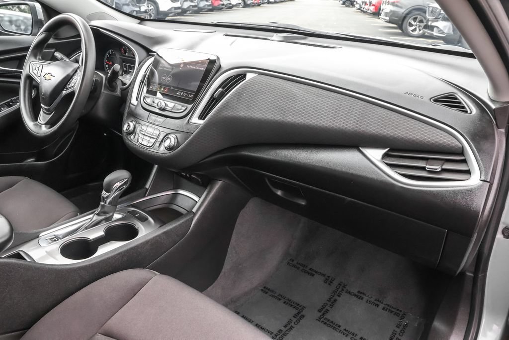 Used 2023 Chevrolet Malibu LT FWD image 35