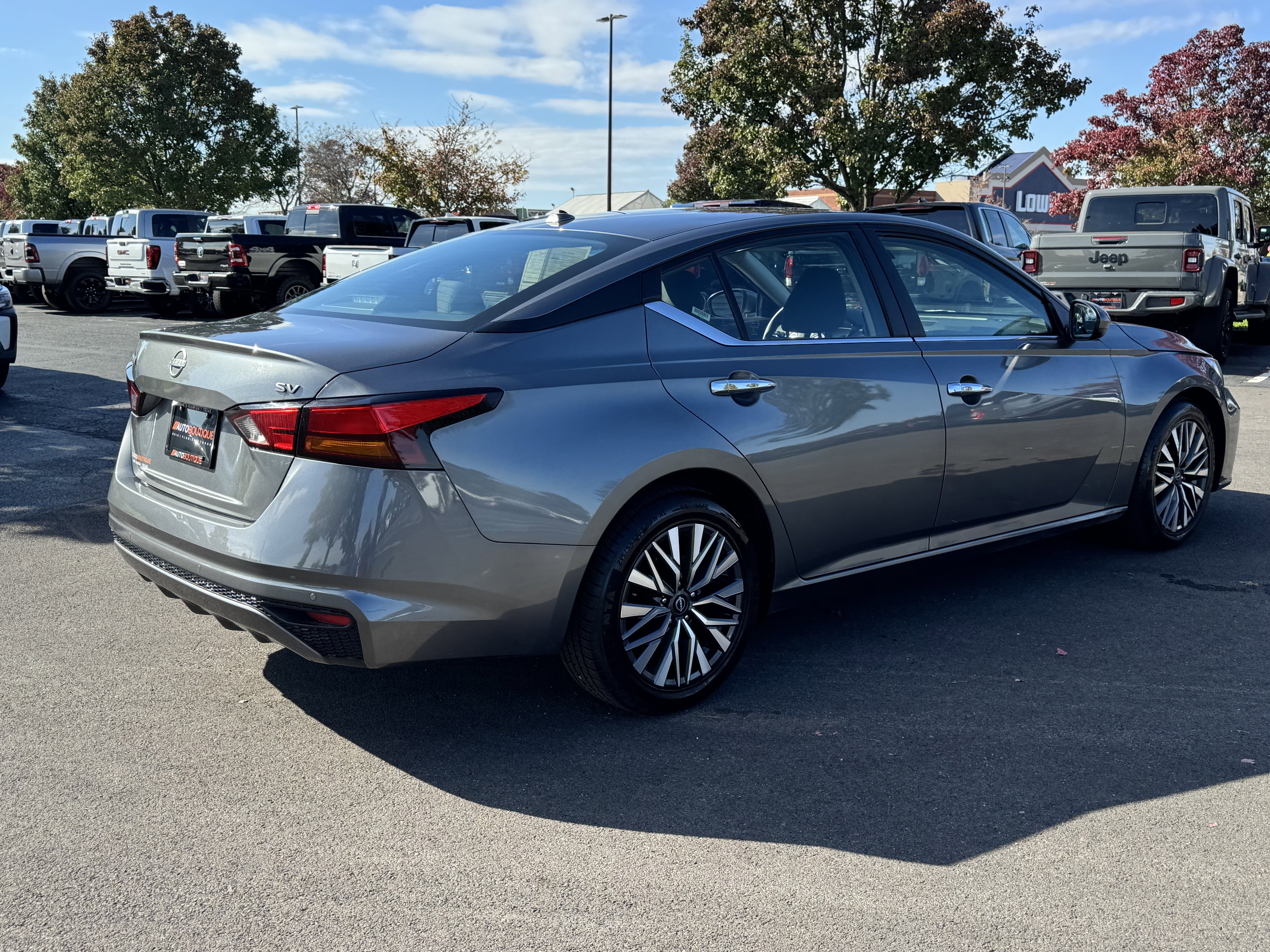 Used 2023 Nissan Altima 2.5 SV image 12