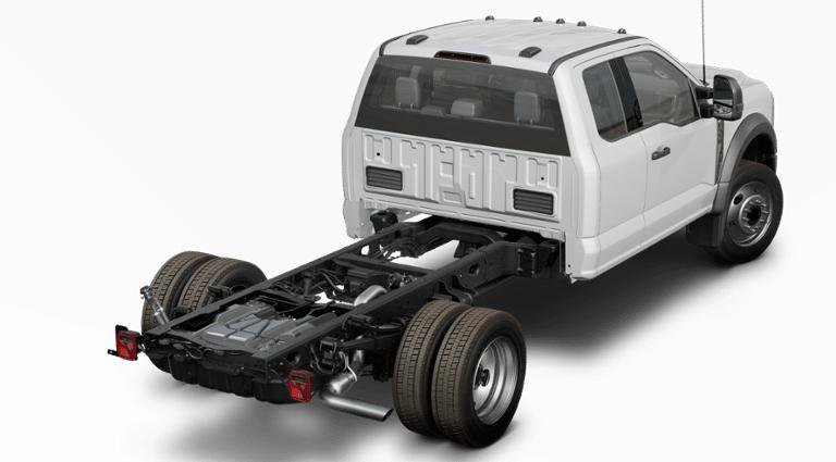New 2025 Ford F550 4x4 SuperCab Super Duty image 3
