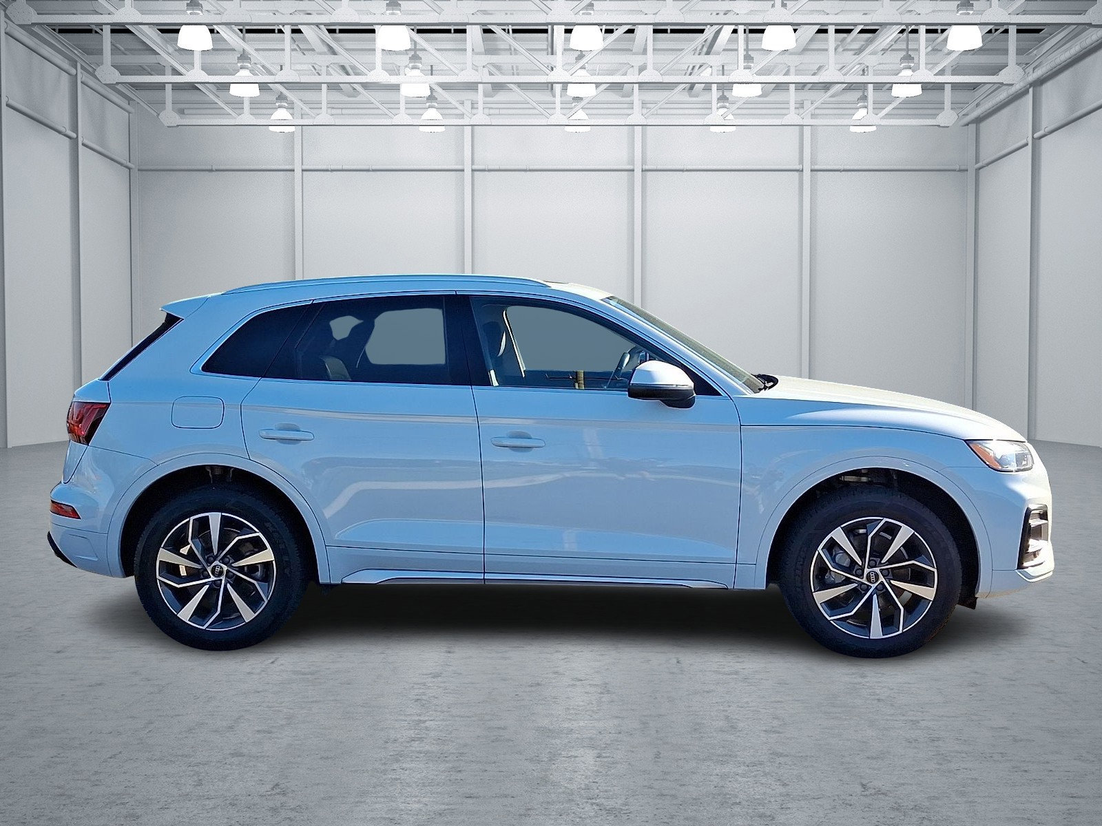 Used 2021 Audi Q5 2.0T Premium w/ Convenience Package AWD/4WD image 7