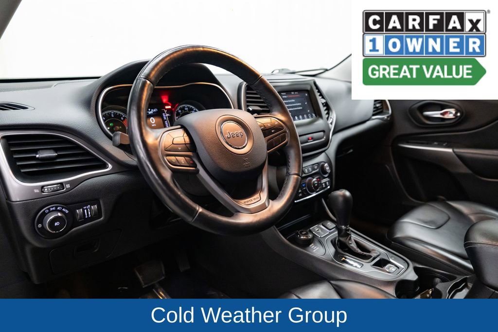 Used 2019 Jeep Cherokee Latitude Plus w/ Cold Weather Group AWD/4WD image 23