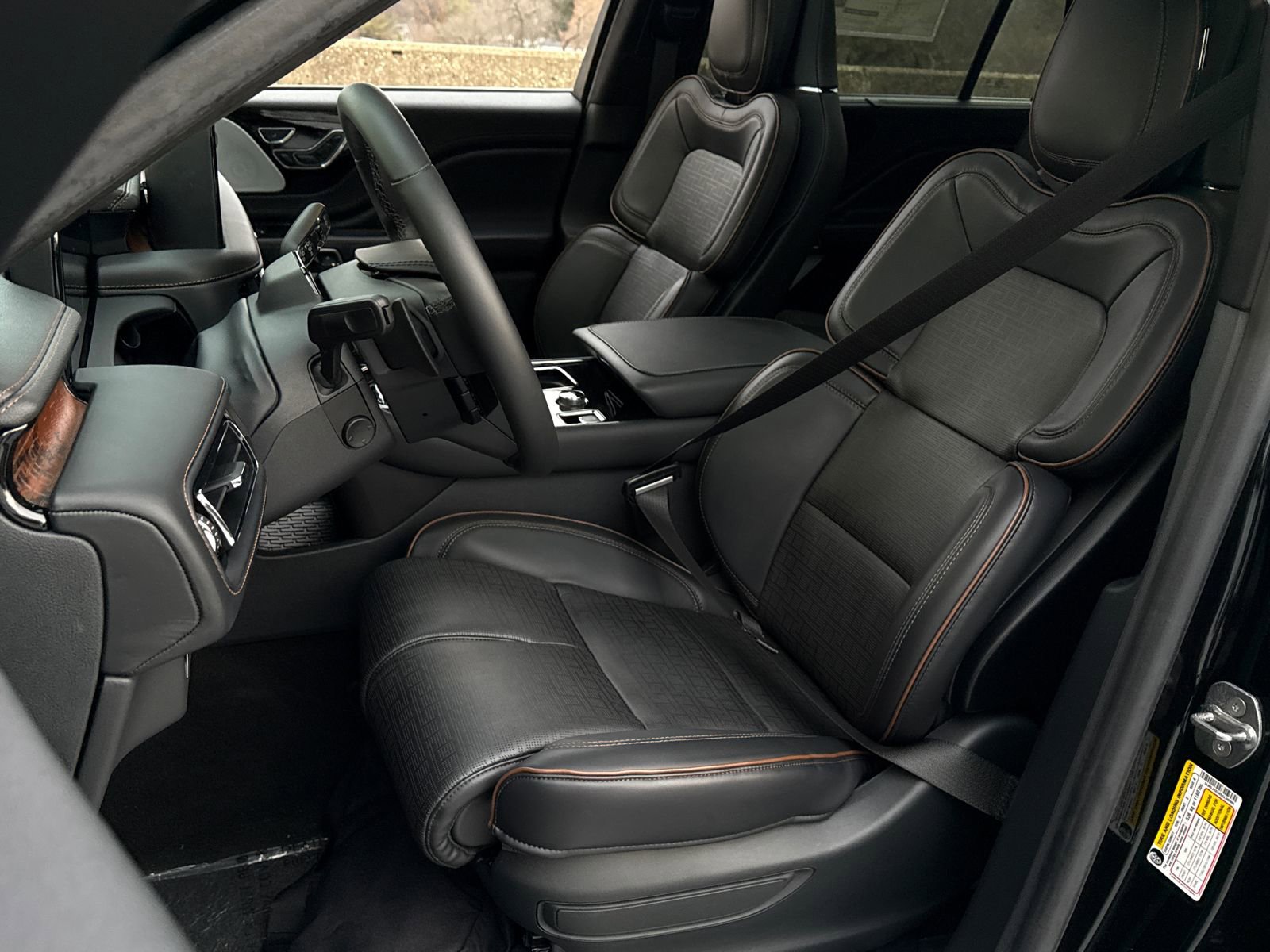 New 2025 Lincoln Aviator Black Label image 18