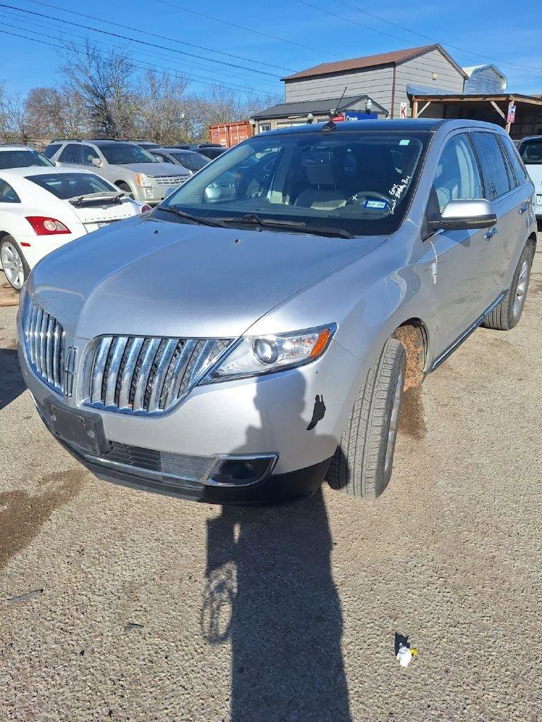 Used 2013 Lincoln MKX image 6