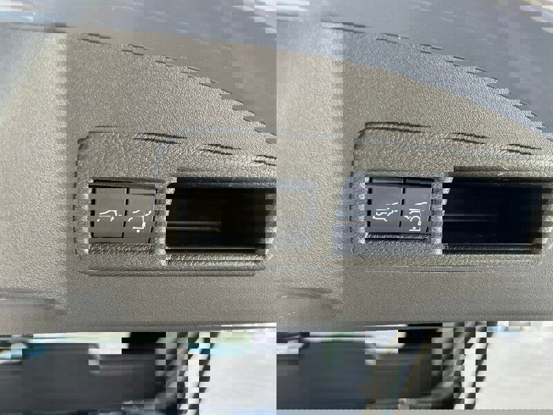 Used 2024 Subaru Solterra Touring image 27