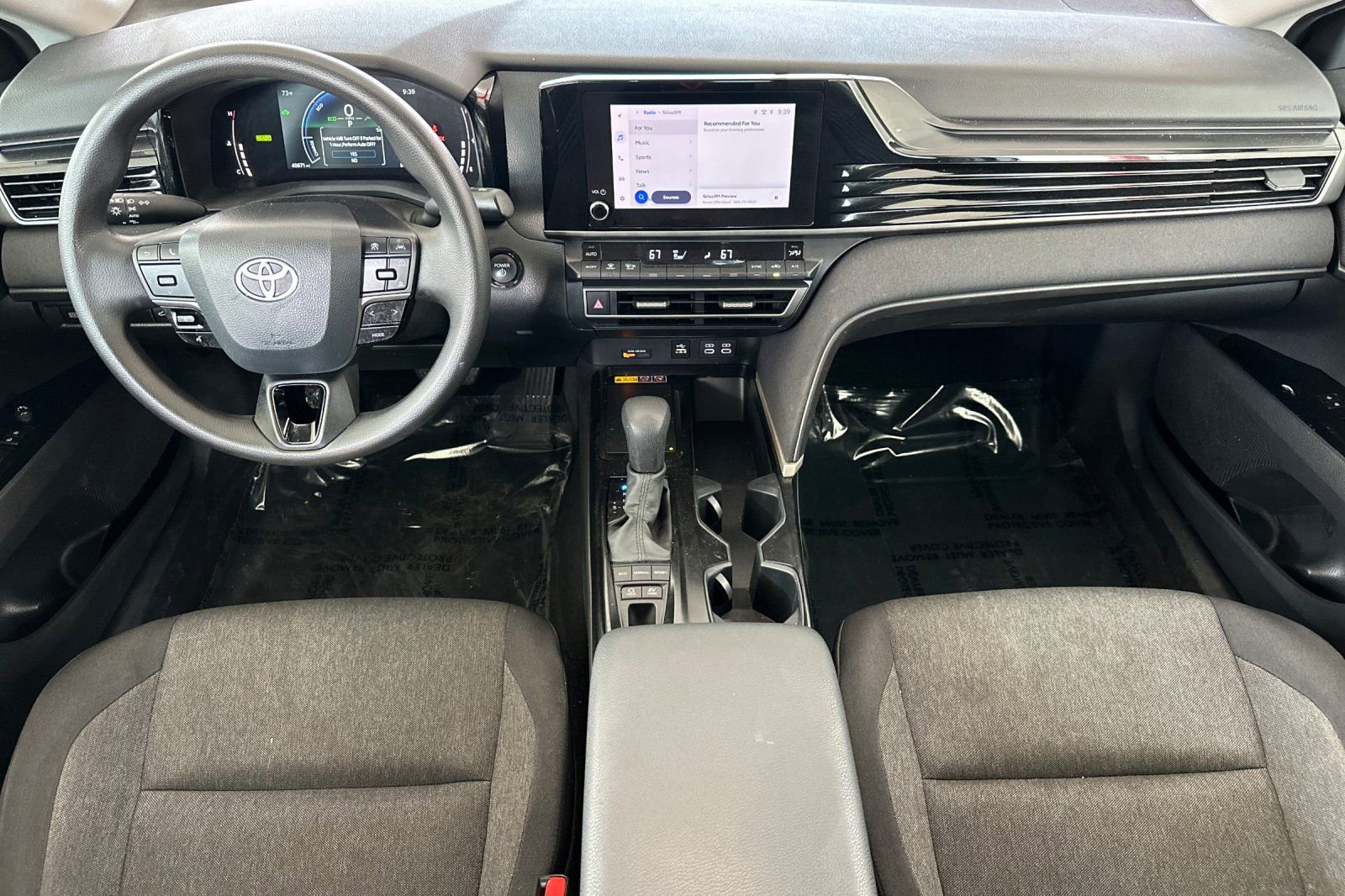 Certified 2025 Toyota Camry LE FWD image 14