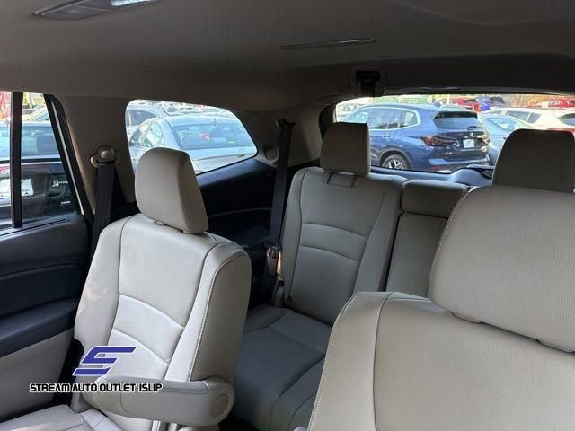 Used 2022 Honda Pilot Touring image 26