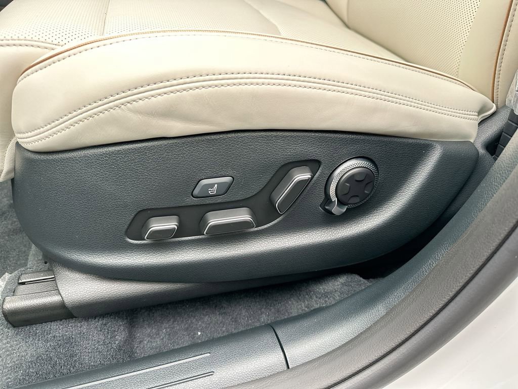 New 2025 Genesis Electrified GV70 Prestige w/ Prestige Package image 28