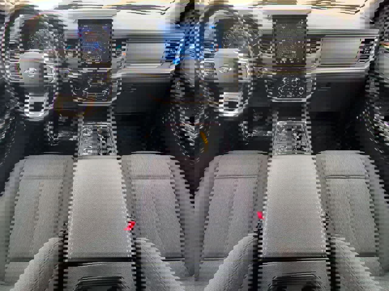 Used 2024 Ford Expedition Max XLT image 15