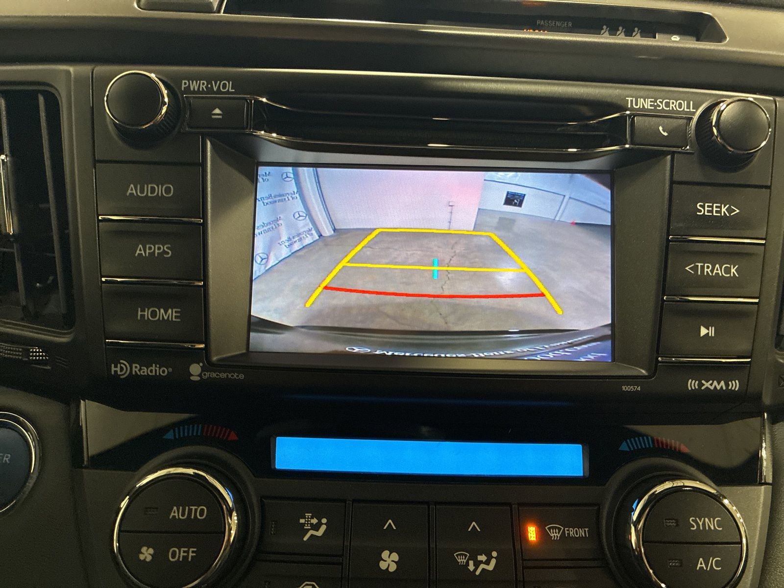 Used 2017 Toyota RAV4 SE image 24