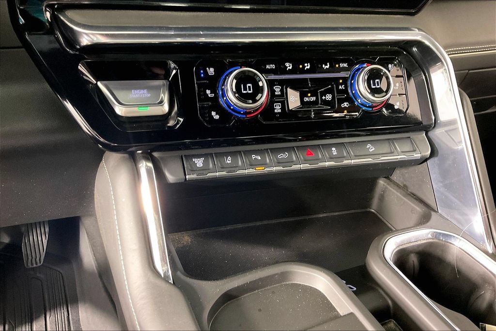 Certified 2025 GMC Sierra 2500 Denali Ultimate w/ Max Trailering Package AWD/4WD image 15